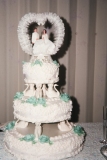 Linda's wedding cake - August '66